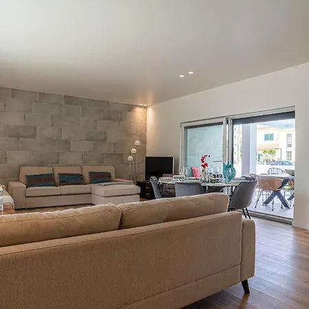 Cuca Villa Aroeira (Setubal)