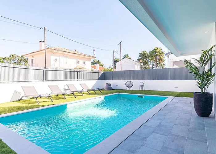 Cuca * Aroeira (Setubal)